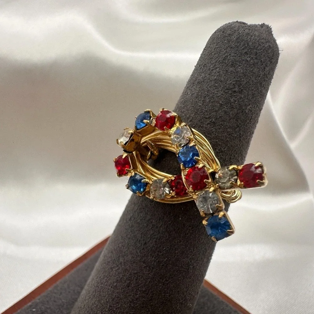 VTG Y2K Gold Tone Rhinestones Statement Bow Ring Women's Classic Fashion Jewelry